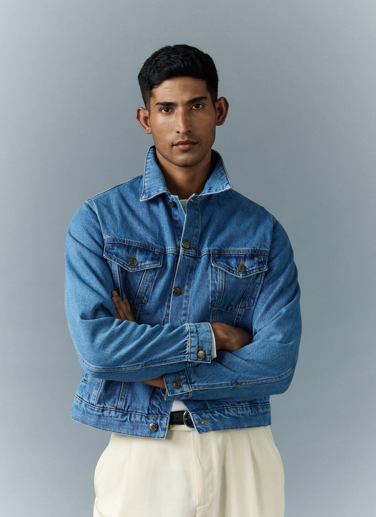 Men's Denim Trucker Jacket - Light Wash Blue | Percival