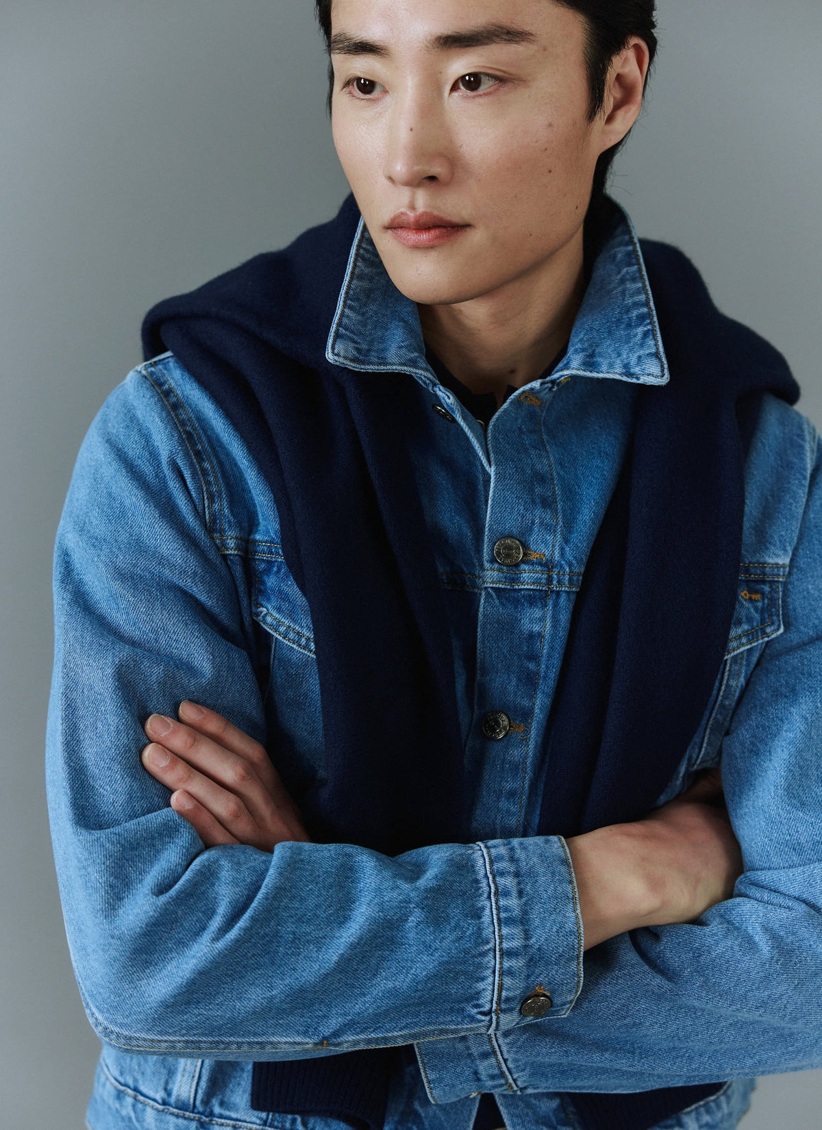 Men's Denim Trucker Jacket - Light Wash Blue | Percival