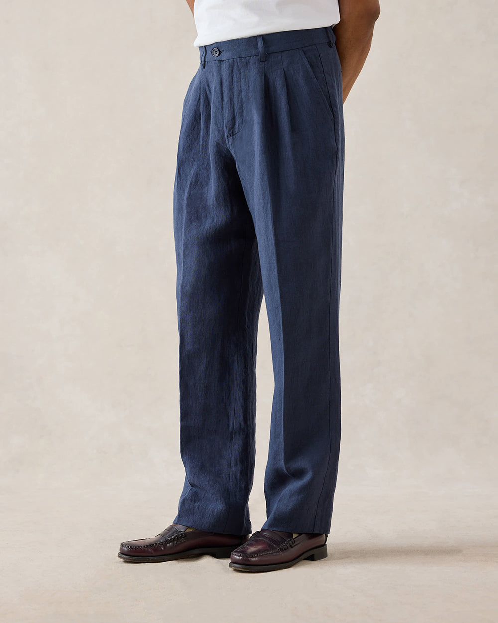 Men's Pleated Suit Trousers - Linen - Navy Blue | Percival