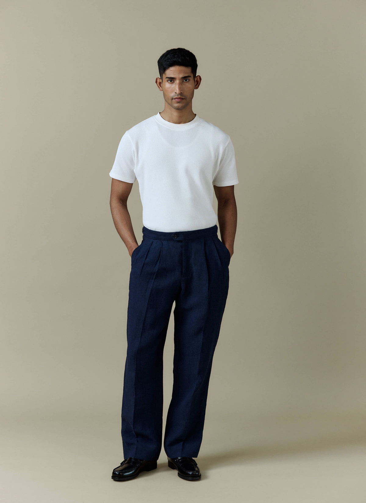 Men's Pleated Suit Trousers - Linen - Navy Blue | Percival