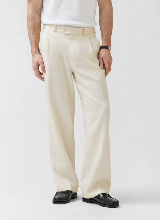 Men's Pleated Trousers - Relaxed Fit - Cream - Lyocell | Percival