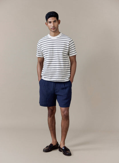 Men's Navy Pleated Tailored Linen Shorts | Percival