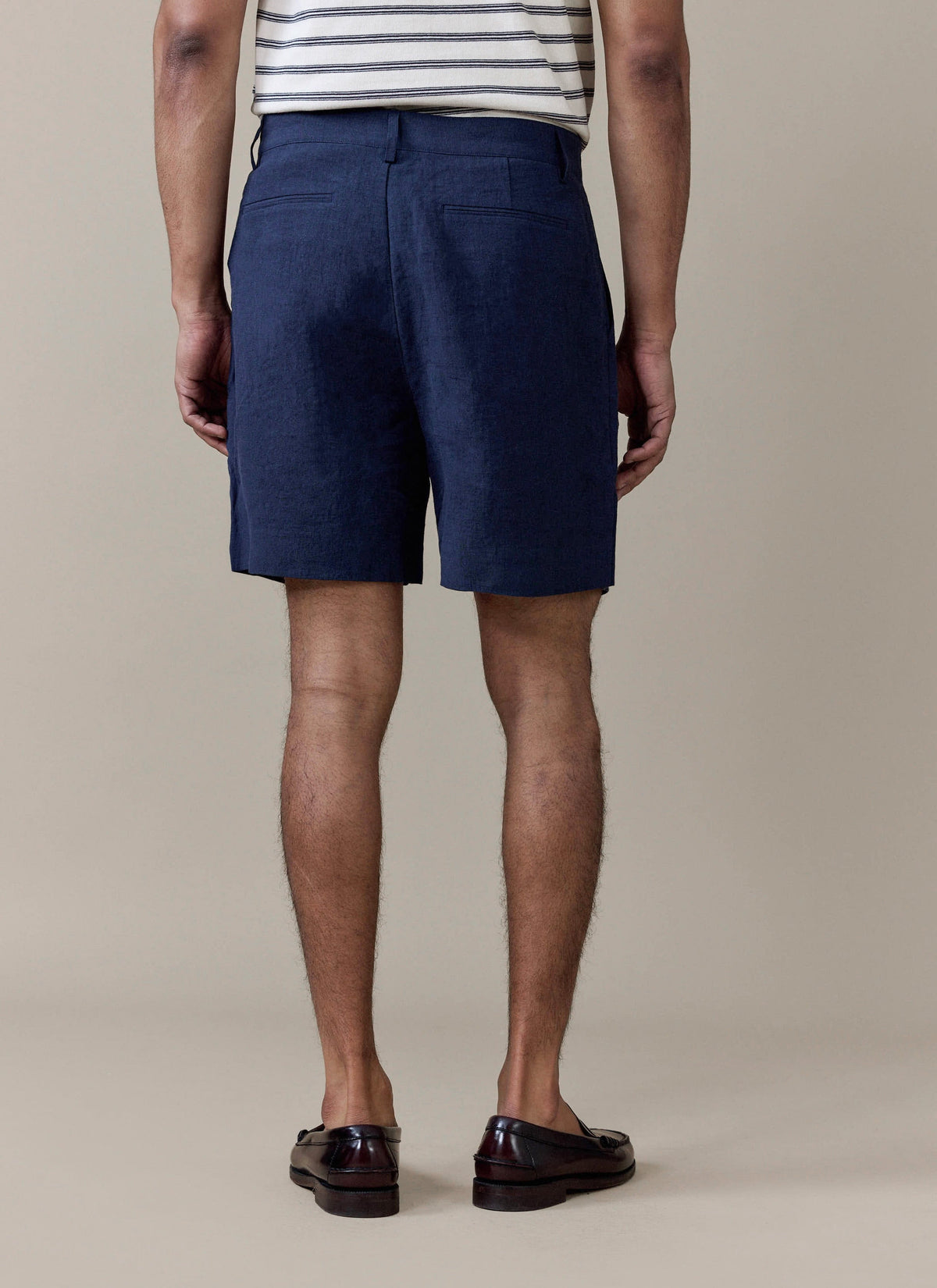 Men's Navy Pleated Tailored Linen Shorts | Percival