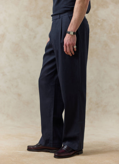 Men's Pleated Trousers - Relaxed Fit - Navy Blue - Lyocell | Percival