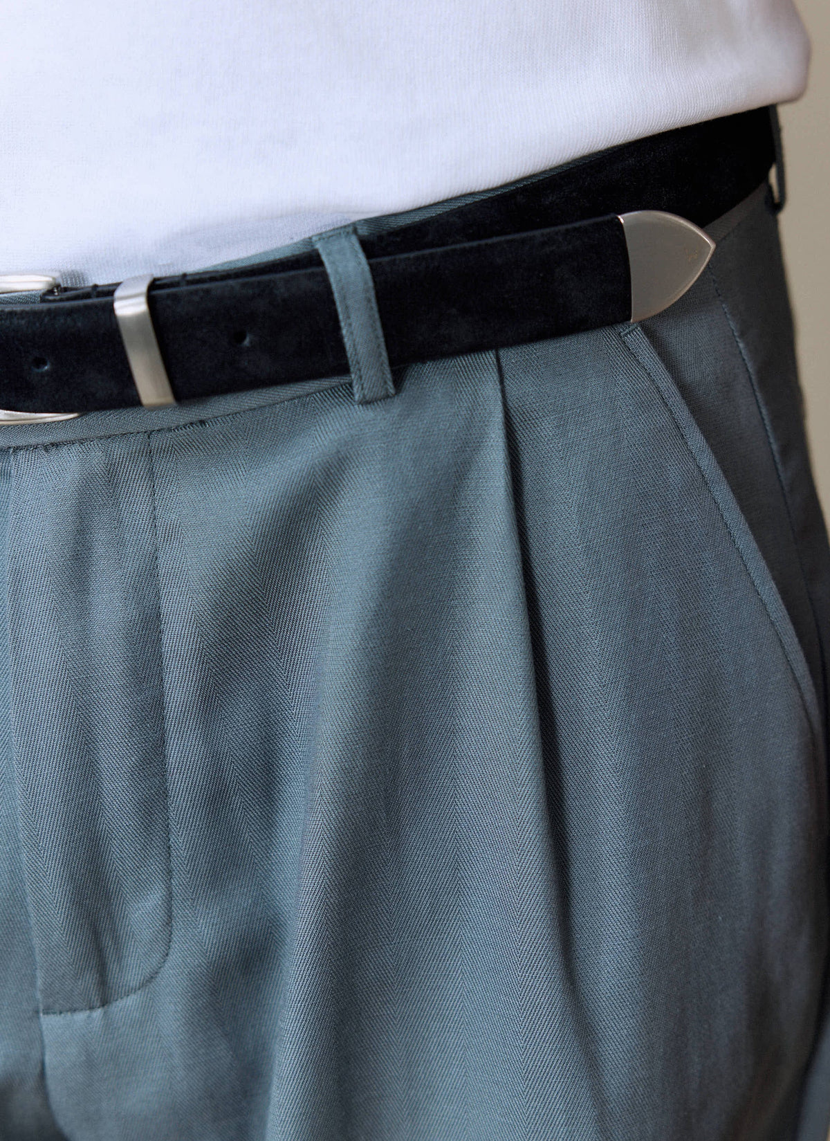 Men's Pleated Trousers - Relaxed Fit - Slate Blue - Lyocell | Percival