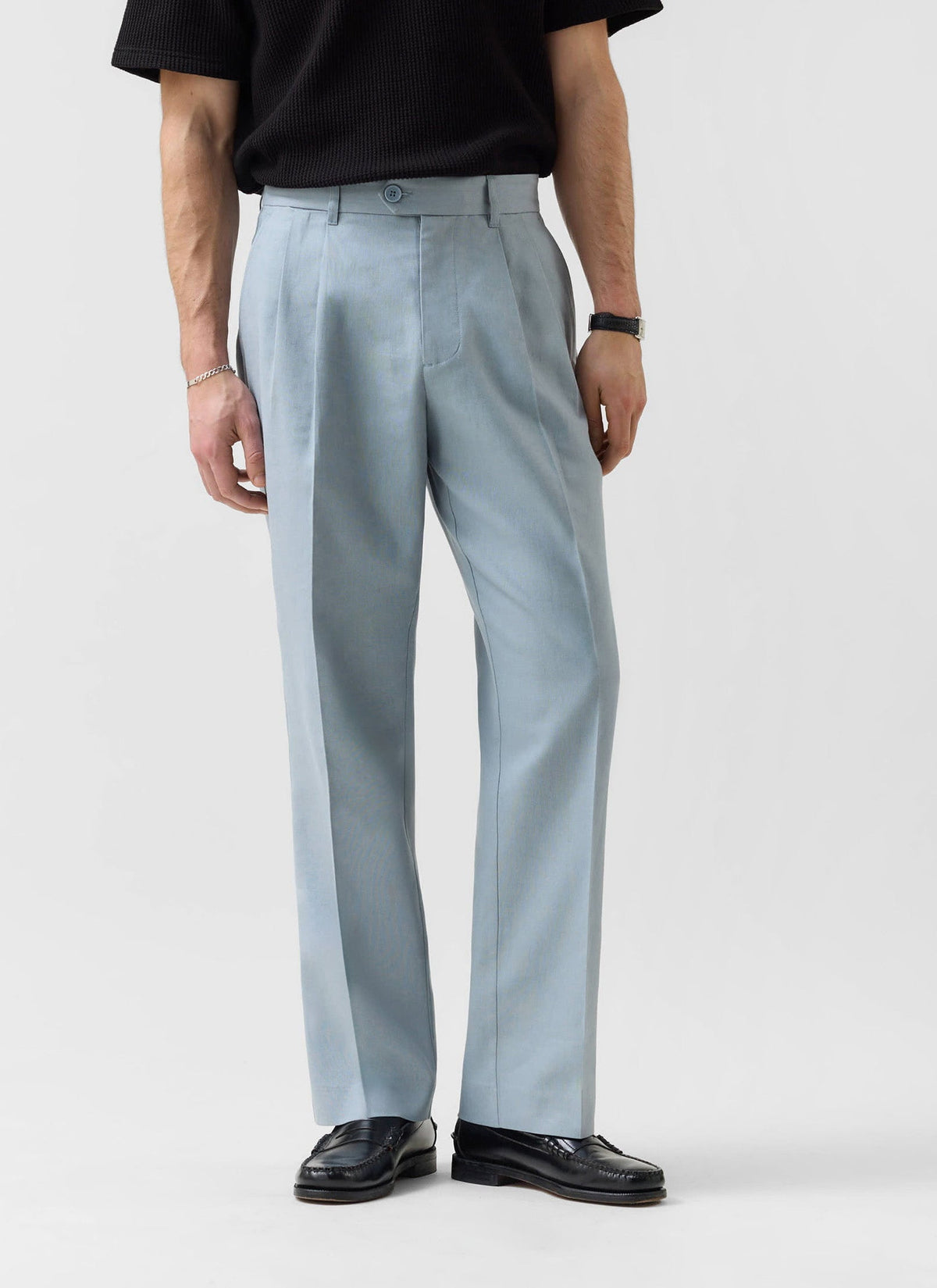 Men's Pleated Trousers - Tailored Linen Suits - Light Blue | Percival