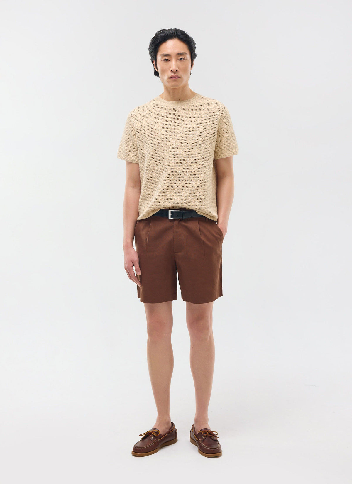 Pleated Linen Shorts - Brown | Percival