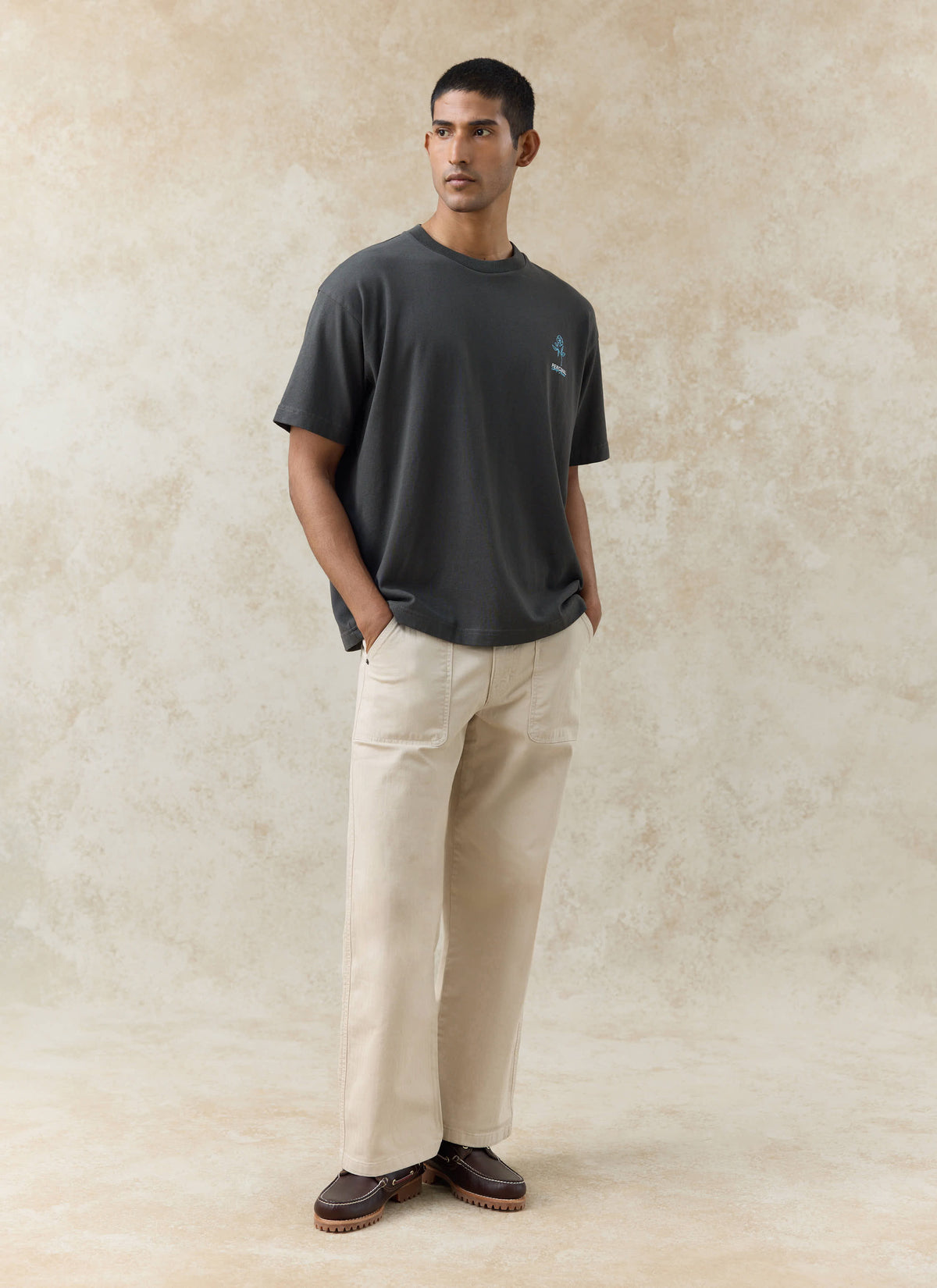 Men's Oversized T-Shirt: Otto - Cotton - Charcoal | Percival