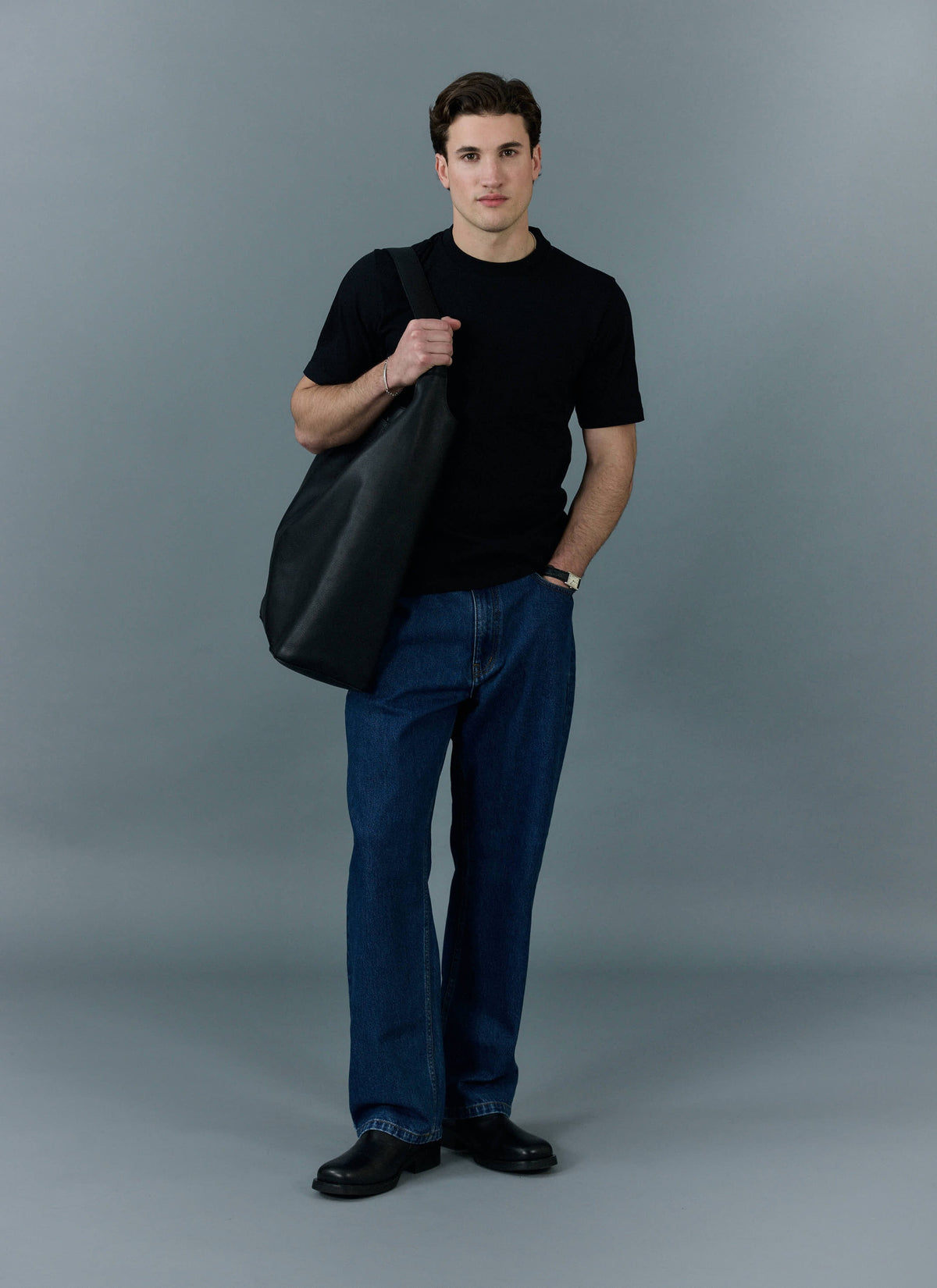 Men's Cropped Plain T Shirt - Heavyweight Cotton - Black | Percival