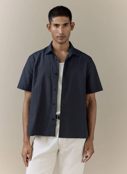 Men's Seersucker Boxy Shirt - Cotton - Navy Stripe | Percival