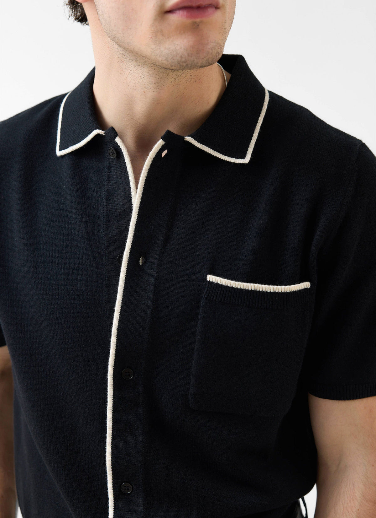 Contrast Trim Regular Knitted Shirt - Wool - Black | Percival