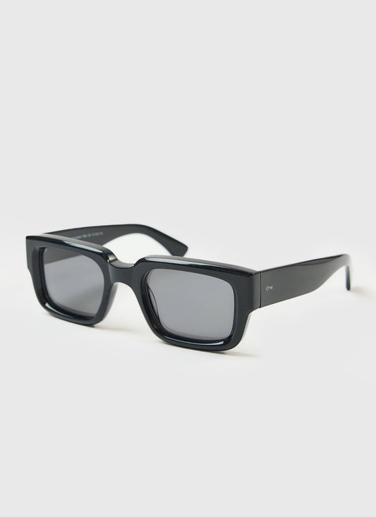 P002-E2 Black Sunglasses - Black Polarized Lenses | Percival