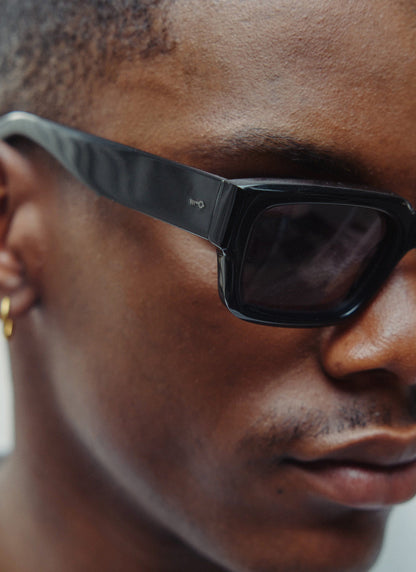 P002-E2 Black Sunglasses - Black Polarized Lenses | Percival