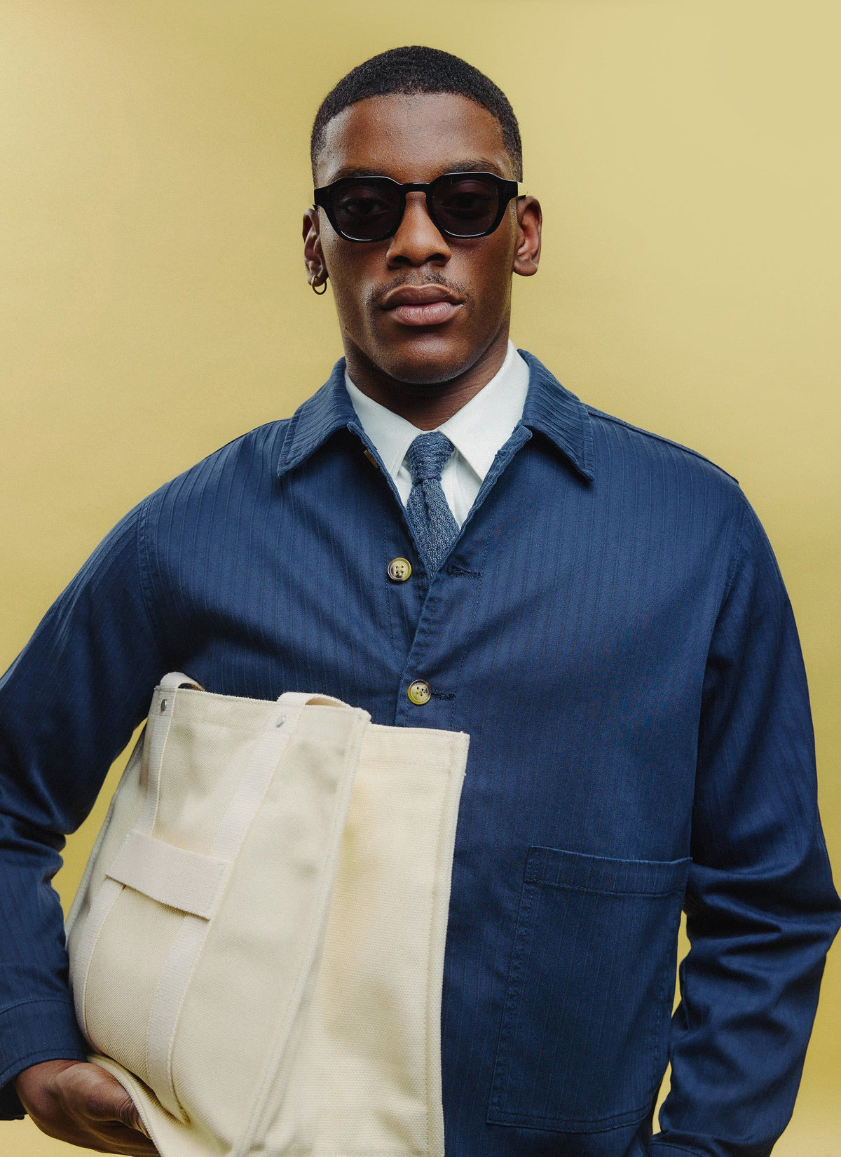 P001-E2 Black Sunglasses - Black Polarized Lenses | Percival