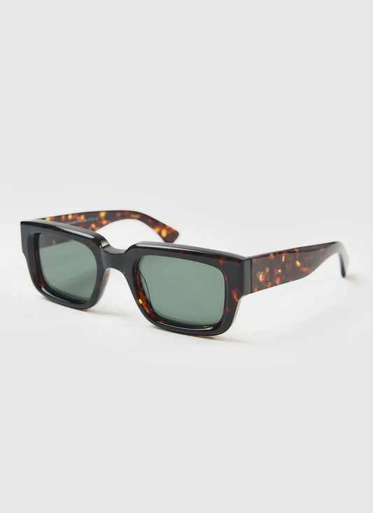 P002-E20 Demi Brown Tortoise Sunglasses - Bottle Green Lenses | Percival