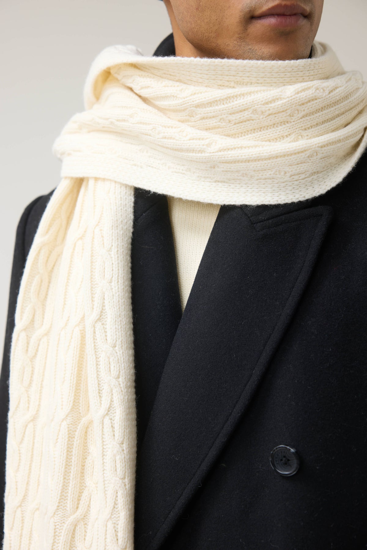 Men's Cable Knit Scarf - Wool - Ecru Cream | Percival